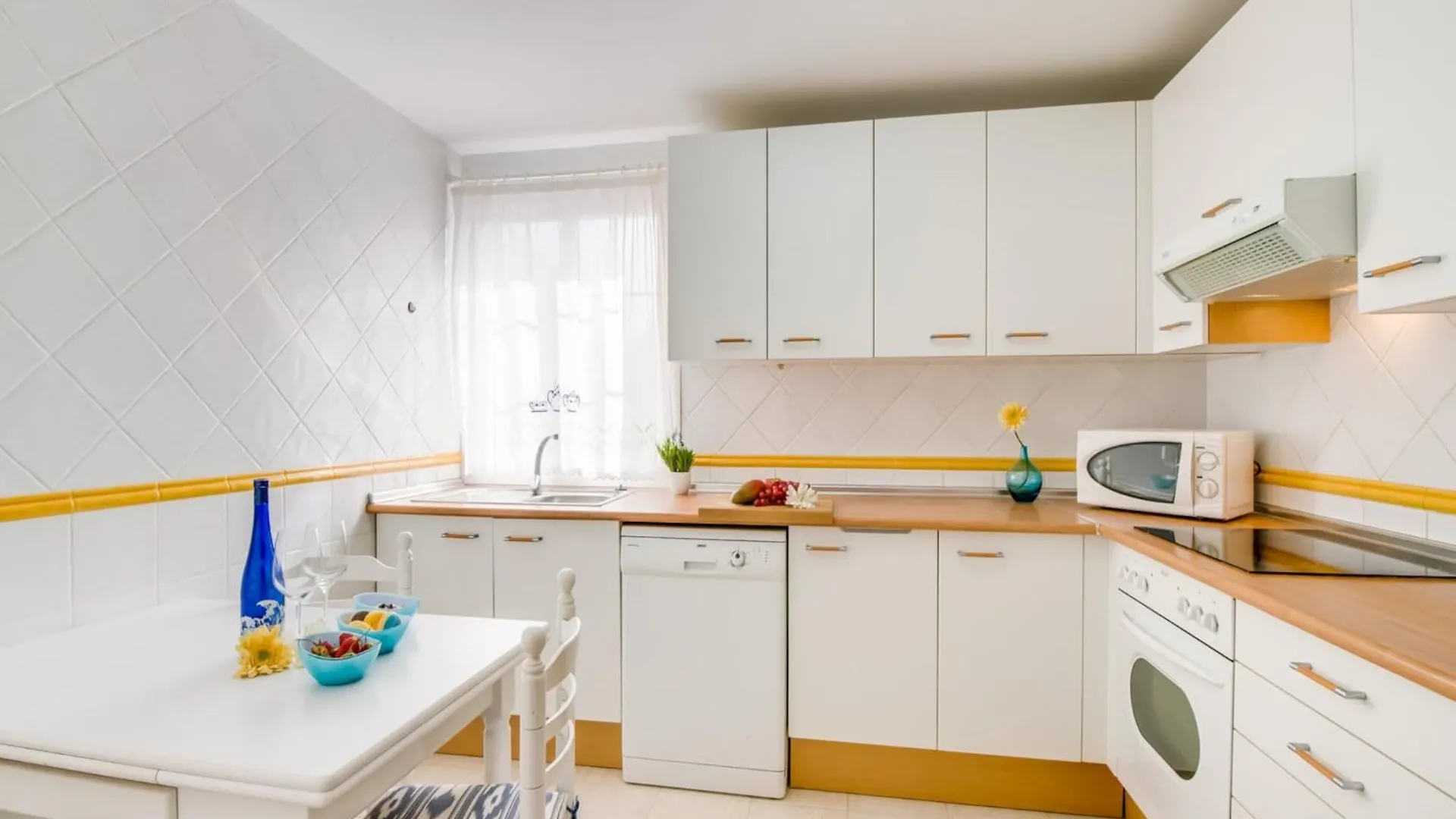 Charming Holiday Home With Terrace Can Picafort  Can Picafort (Mallorca)