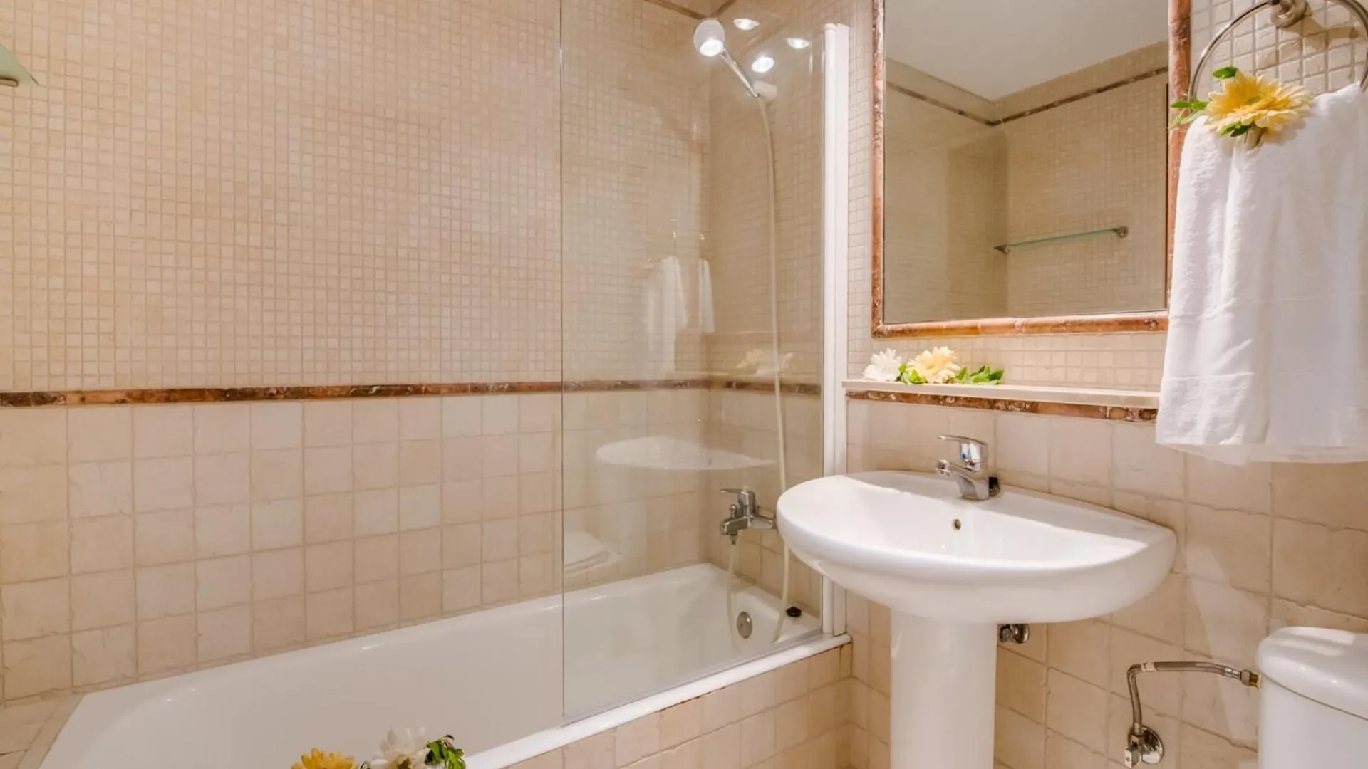 Charming Holiday Home With Terrace Can Picafort  0*, Can Picafort (Mallorca) Spain